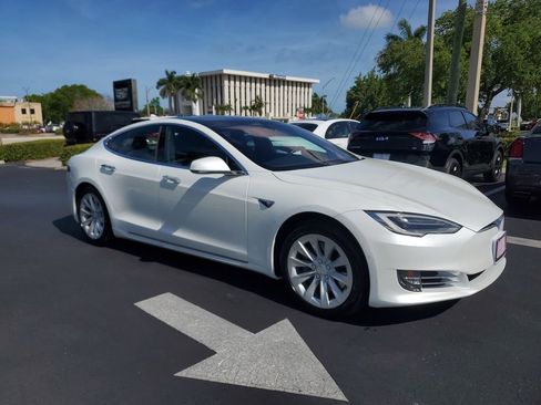 Used 2019 Tesla Model S Long Range AWD/4WD image 6