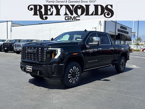 New 2025 GMC Sierra 2500 Denali Ultimate w/ Max Trailering Package image 1