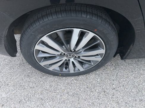 Used 2016 Honda Fit EX image 17