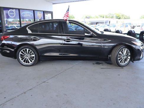 Used 2018 INFINITI Q50 Luxe RWD image 6