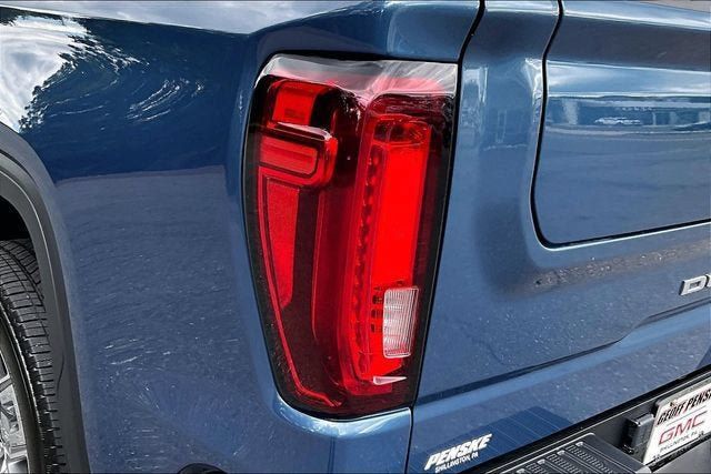 Certified 2025 GMC Sierra 1500 Denali w/ Denali Reserve Package AWD/4WD image 31