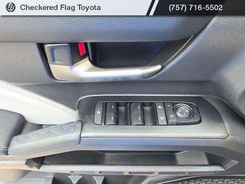Used 2024 Toyota Tacoma Limited w/ Limited Package (LT) AWD/4WD image 22