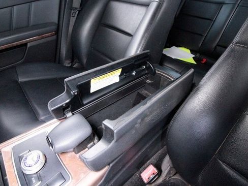 Used 2012 Mercedes-Benz E 350 4MATIC Sedan image 19