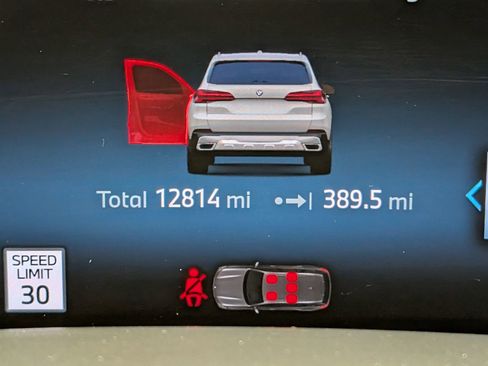 Certified 2025 BMW X5 xDrive40i w/ Climate Comfort Package image 23