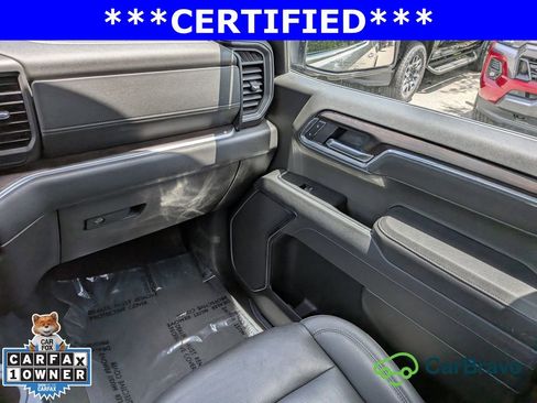 Used 2025 GMC Sierra 1500 SLT RWD image 17