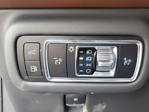 New 2026 Lincoln Nautilus Reserve w/ Jet Appearance Package image 14