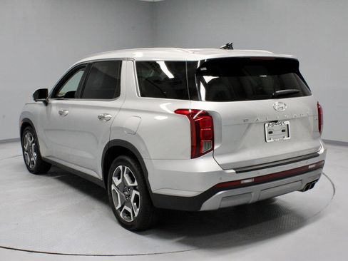 Used 2024 Hyundai Palisade SEL w/ Premium Package AWD/4WD image 9