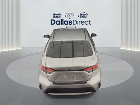 Used 2020 Toyota Corolla LE image 7