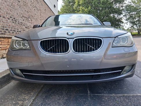 Used 2010 BMW 528i Sedan RWD image 8