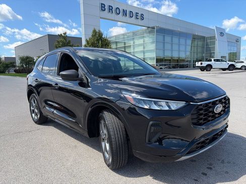 Used 2023 Ford Escape ST-Line AWD/4WD image 1