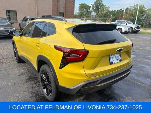 Certified 2024 Chevrolet Trax ACTIV w/ Driver Confidence Package FWD image 2