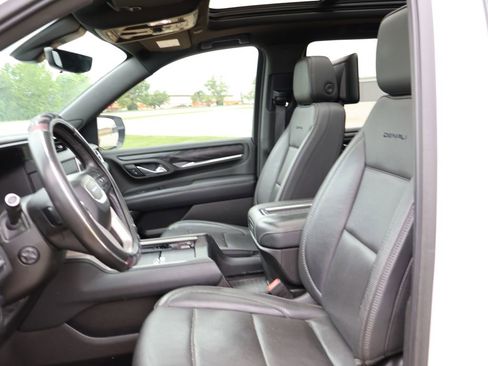 Used 2021 GMC Yukon Denali w/ Denali Ultimate Package AWD/4WD image 21
