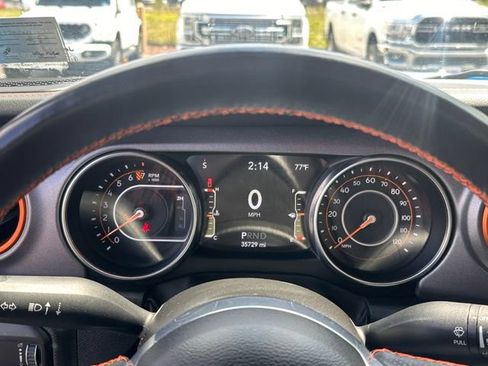 Used 2023 Jeep Gladiator Mojave w/ Cold Weather Group AWD/4WD image 24