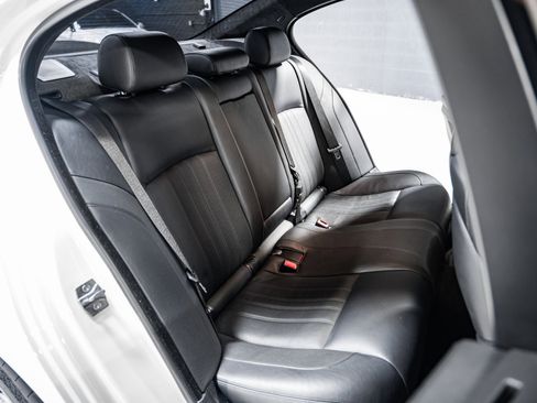 Used 2014 BMW M5 Competition image 40