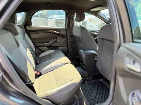 Used 2018 Ford Focus ST FWD image 12