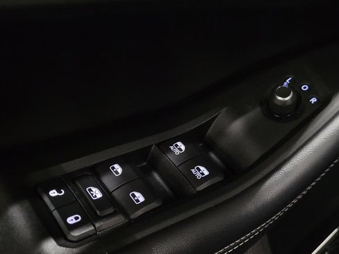 Used 2021 Jeep Grand Cherokee L Limited image 27