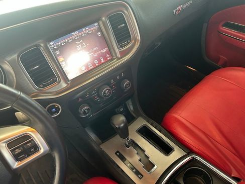 Used 2014 Dodge Charger R/T RWD image 32