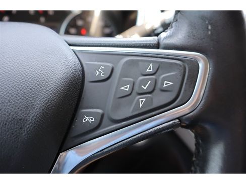 Used 2020 Chevrolet Equinox Premier FWD image 34