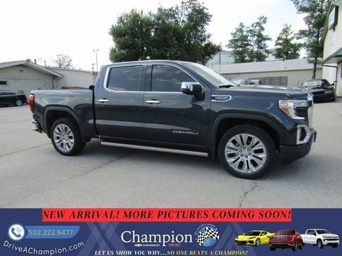 Used 2021 GMC Sierra 1500 Denali w/ Denali Ultimate Package AWD/4WD image 3