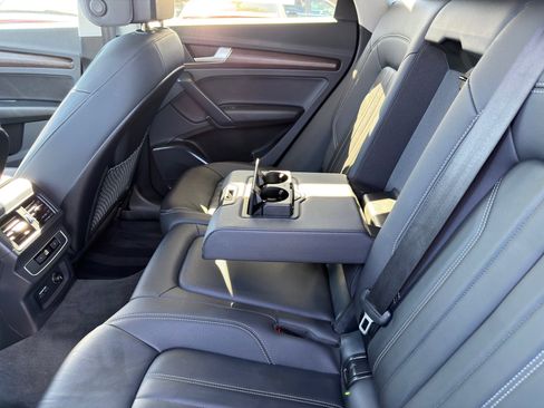 Used 2023 Audi Q5 2.0T Premium image 18
