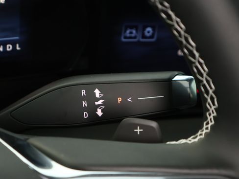 New 2026 Chevrolet Traverse LT w/ Sun and Wheel Package image 14