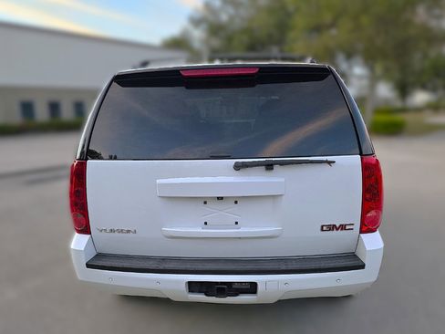 Used 2013 GMC Yukon SLE w/ Convenience Package image 6