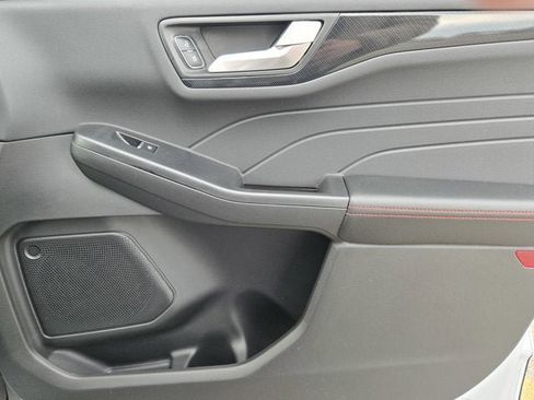 New 2025 Ford Escape ST-Line w/ Equipment Group 301A image 34