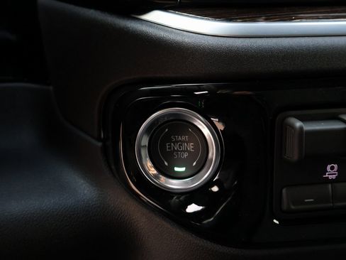 New 2026 GMC Sierra 2500 SLE image 33