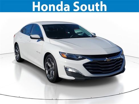 Used 2024 Chevrolet Malibu LT image 1