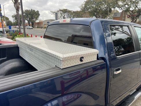 Used 2014 Ford F150 XLT w/ XLT Chrome Package image 11