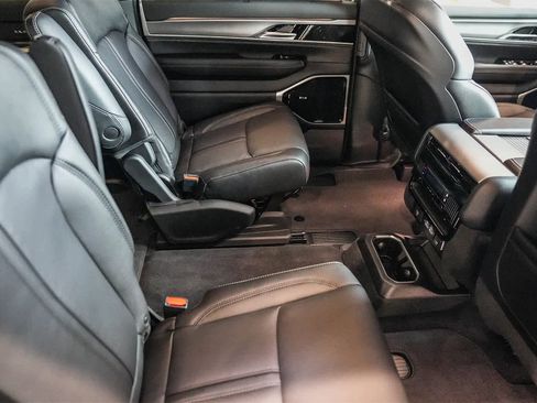 New 2026 Jeep Grand Wagoneer L Limited image 18