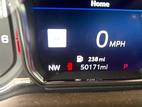 Used 2019 GMC Sierra 1500 Denali w/ Denali Ultimate Package AWD/4WD image 8