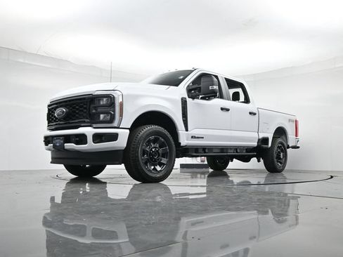 New 2026 Ford F250 XL w/ STX Appearance Package AWD/4WD image 34