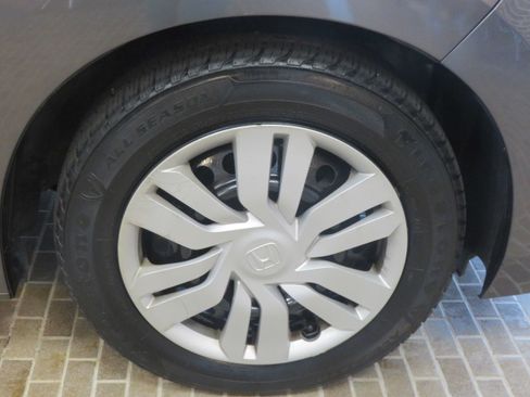 Used 2016 Honda Fit LX image 10