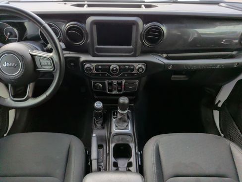 Used 2020 Jeep Wrangler Unlimited Sport AWD/4WD image 31