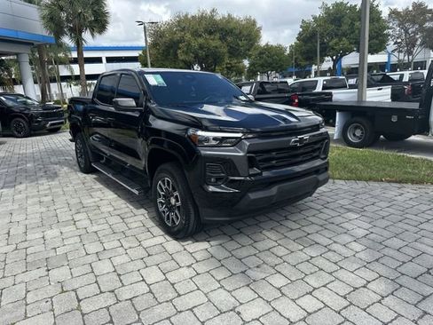 Used 2023 Chevrolet Colorado LT w/ LT Convenience Package III RWD image 17
