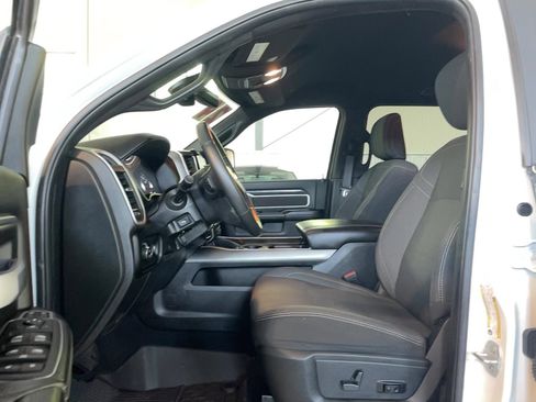 Used 2024 RAM 2500 Big Horn w/ Night Edition AWD/4WD image 6