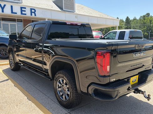 Used 2026 GMC Sierra 1500 AT4X AWD/4WD image 10