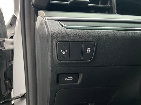 Used 2025 Kia K5 GT FWD image 12