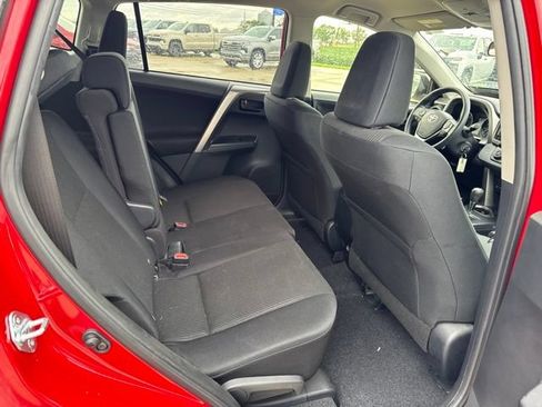 Used 2017 Toyota RAV4 LE w/ Carpet Mat Package FWD image 10