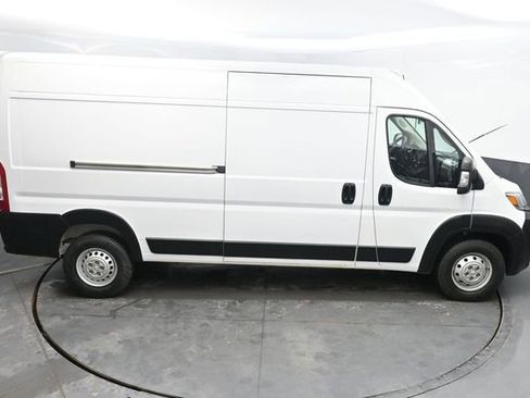 Used 2023 RAM ProMaster 2500 FWD image 30