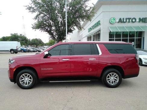 Used 2021 Chevrolet Suburban LS RWD image 12