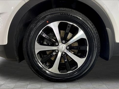 Used 2017 Kia Sorento EX AWD/4WD image 33