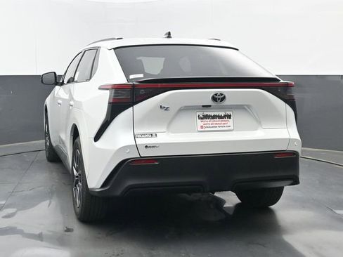 New 2026 Toyota bZ FWD image 18