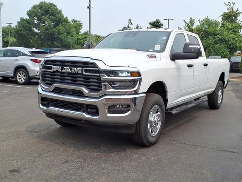 New 2026 RAM 3500 Tradesman AWD/4WD image 7