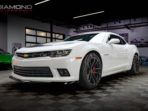Used 2014 Chevrolet Camaro SS w/ SS Performance Package RWD image 27