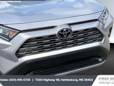 Used 2021 Toyota RAV4 Limited FWD image 22