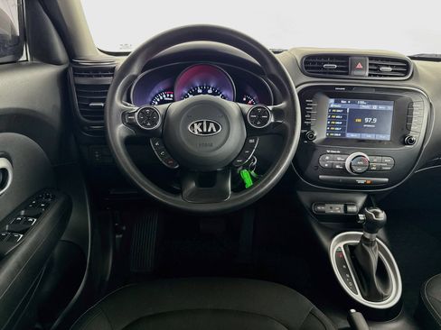 Used 2019 Kia Soul + FWD image 15