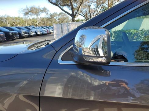 Used 2020 Jeep Grand Cherokee Limited w/ Luxury Group II image 12