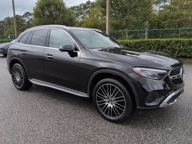 Certified 2026 Mercedes-Benz GLC 300 image 2